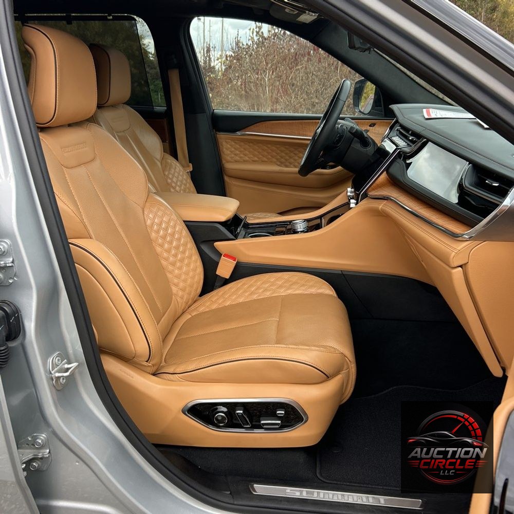 2024 Jeep Grand Cherokee Summit Reserve