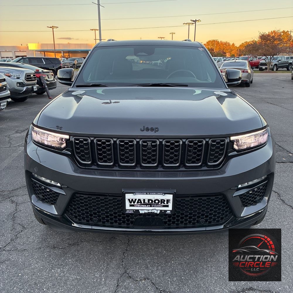 2025 Jeep Grand Cherokee Summit