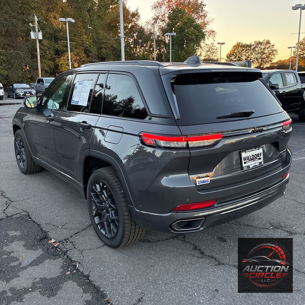2025 Jeep Grand Cherokee Summit
