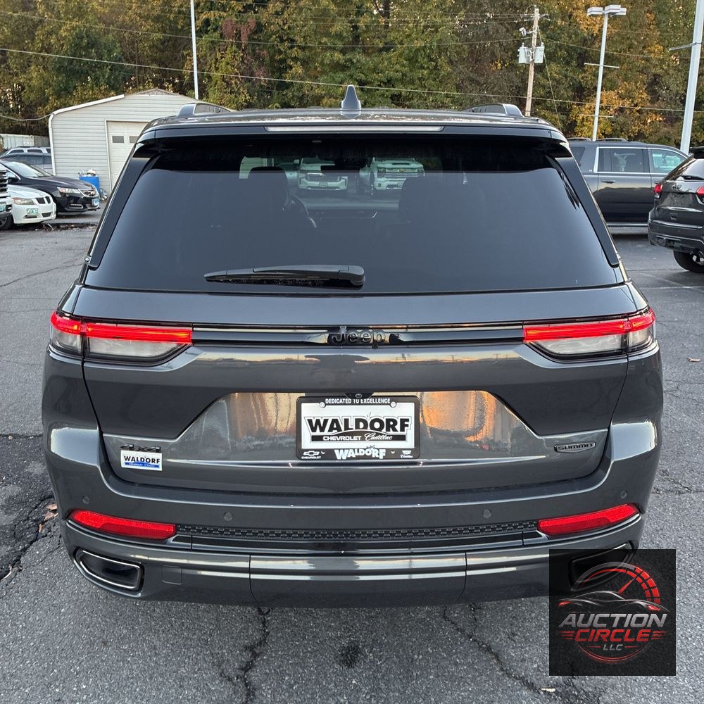 2025 Jeep Grand Cherokee Summit