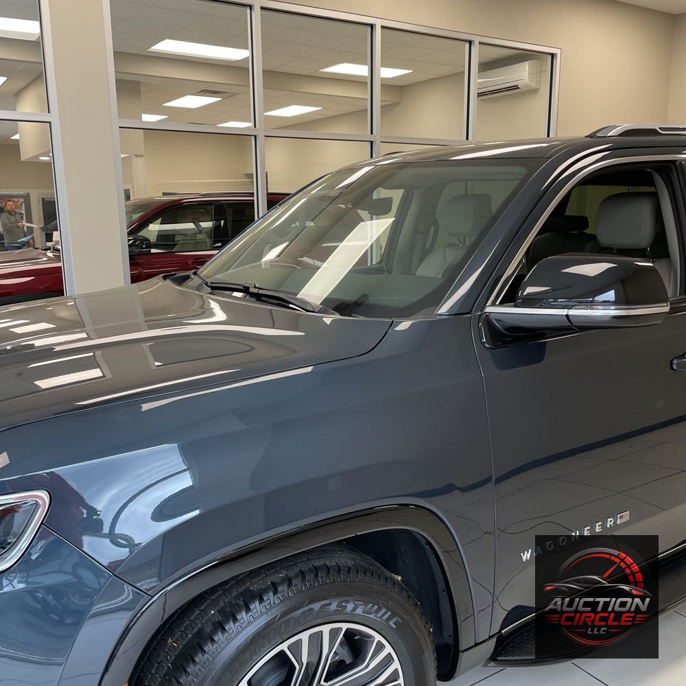 2024 Jeep Wagoneer L Base