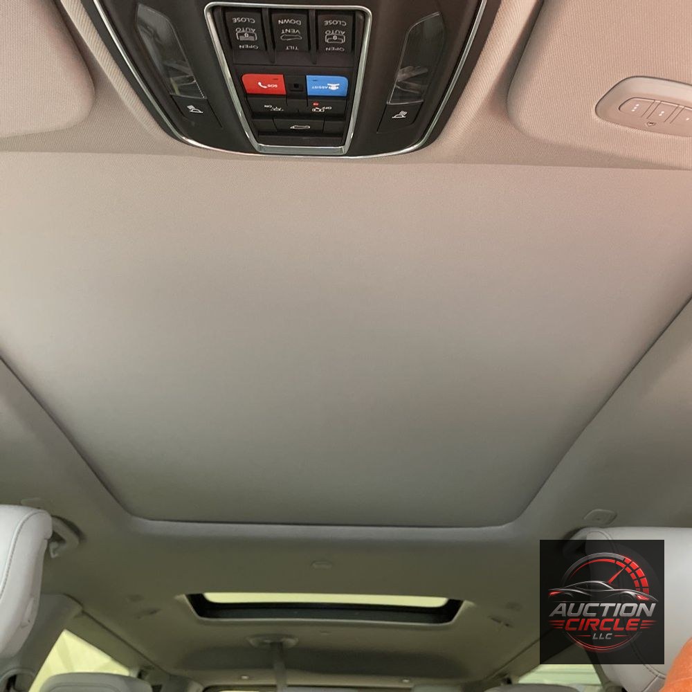 2024 Jeep Wagoneer L Base