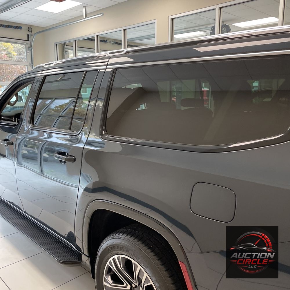2024 Jeep Wagoneer L Base