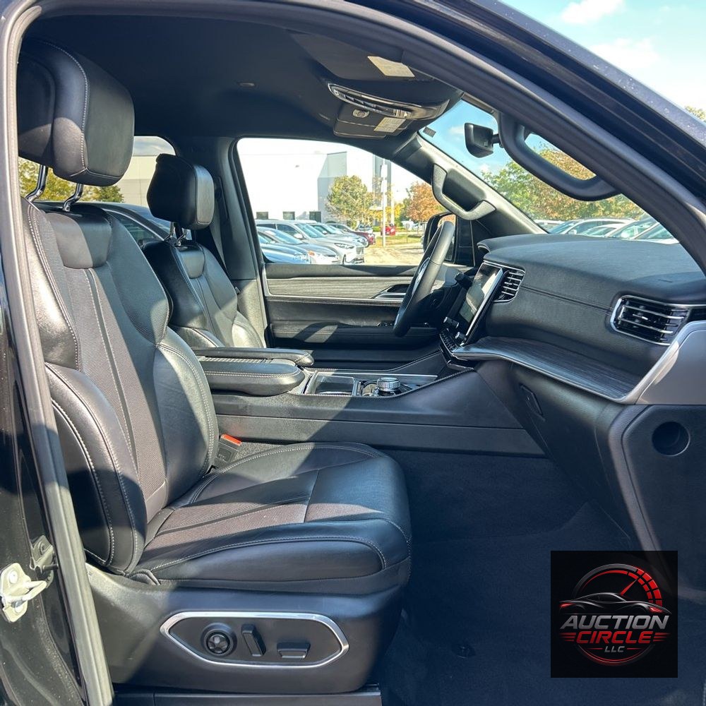 2024 Jeep Wagoneer L Series II