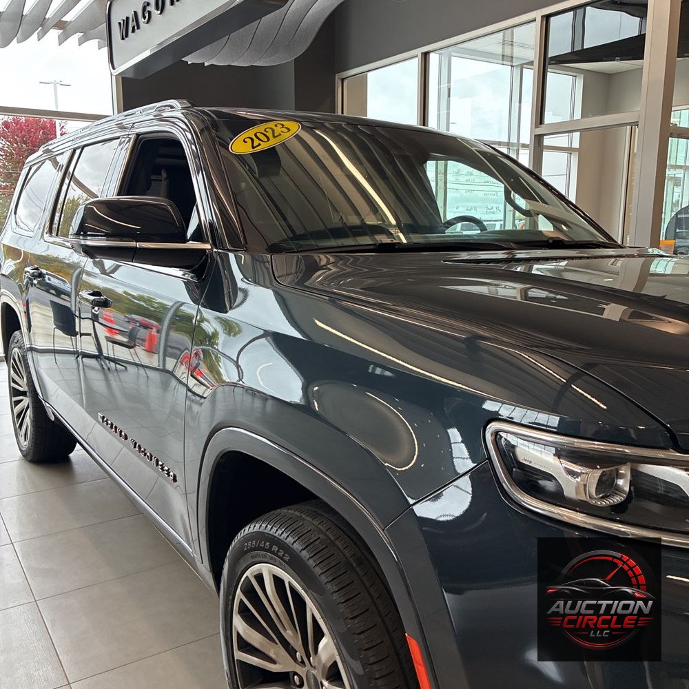 2023 Jeep Grand Wagoneer L Series III