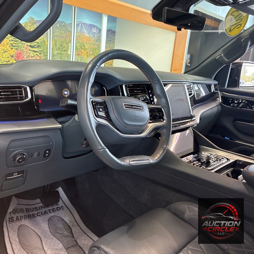 2023 Jeep Grand Wagoneer L Series III