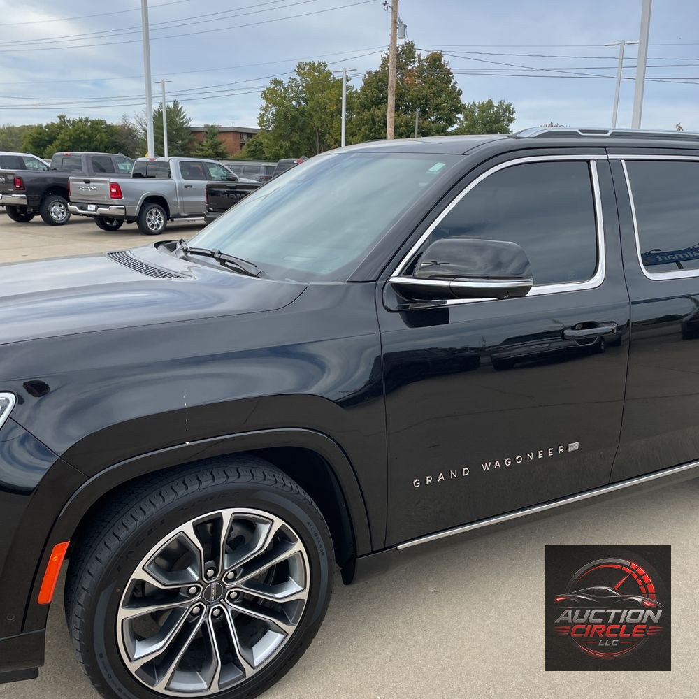 2023 Jeep Grand Wagoneer L Series III