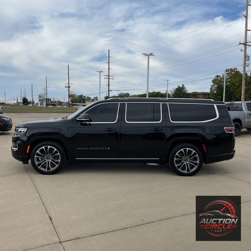 2023 Jeep Grand Wagoneer L Series III