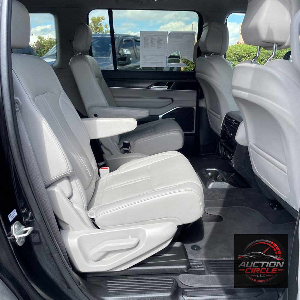 2024 Jeep Wagoneer Series II