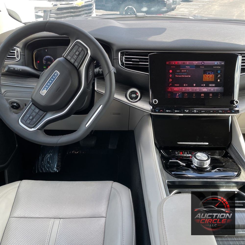 2024 Jeep Wagoneer Series II