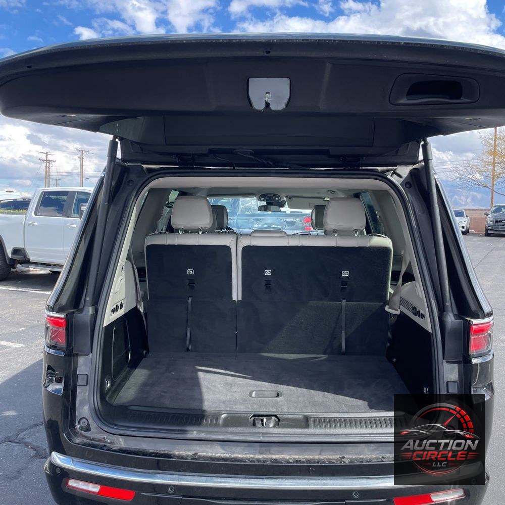 2024 Jeep Wagoneer Series II