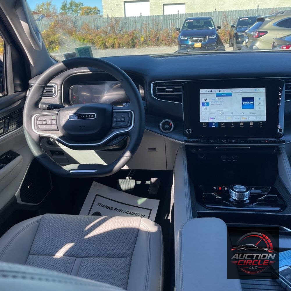 2024 Jeep Wagoneer Series II