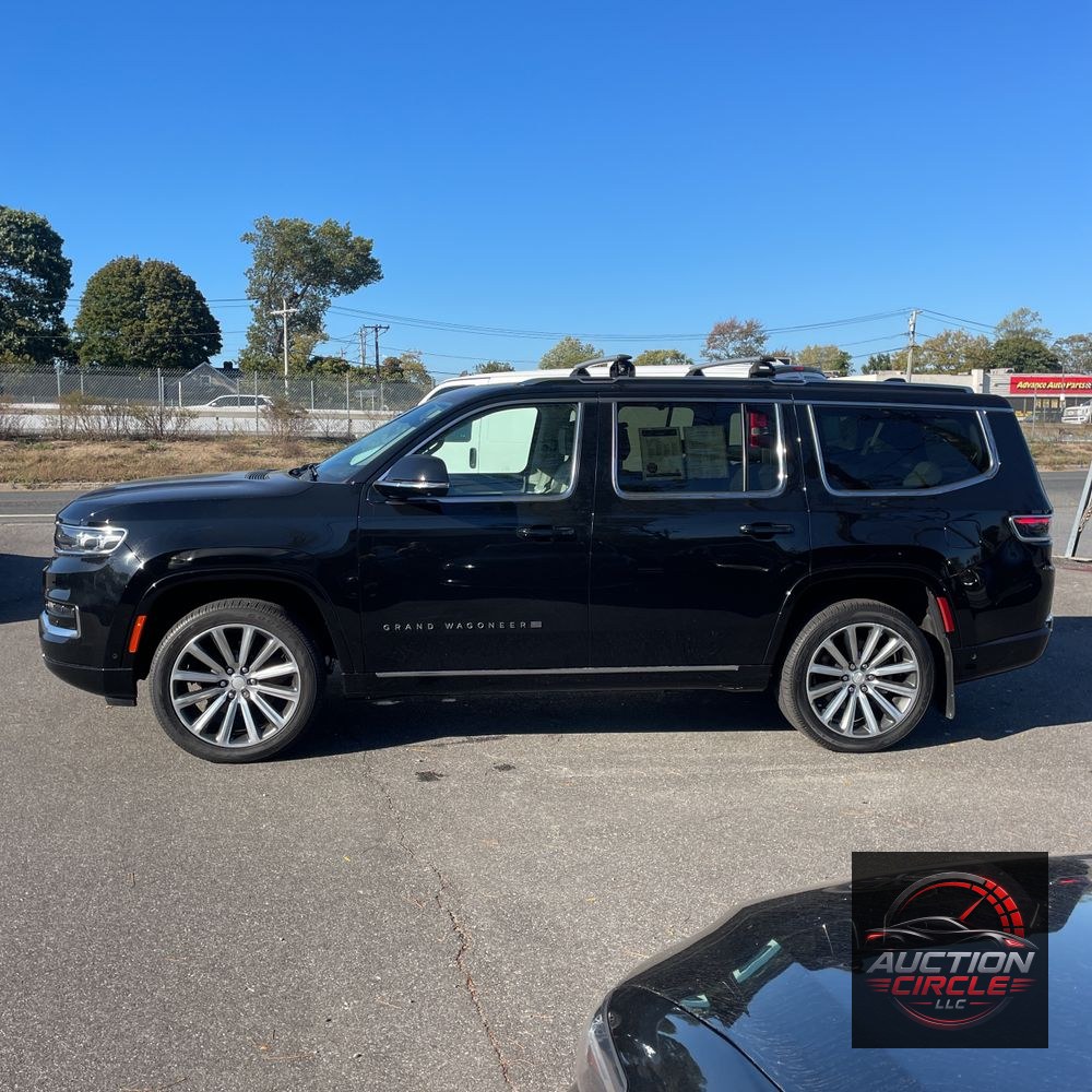 2022 Jeep Grand Wagoneer Series II