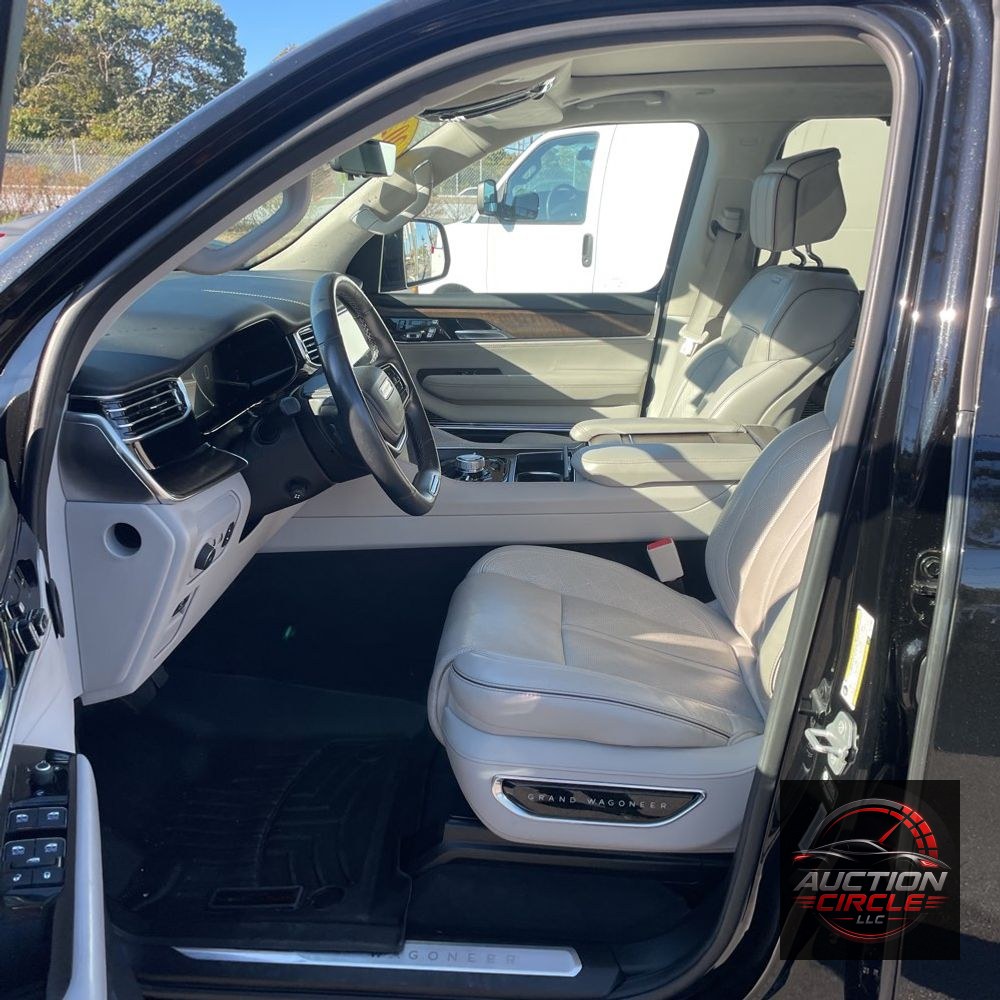 2022 Jeep Grand Wagoneer Series II