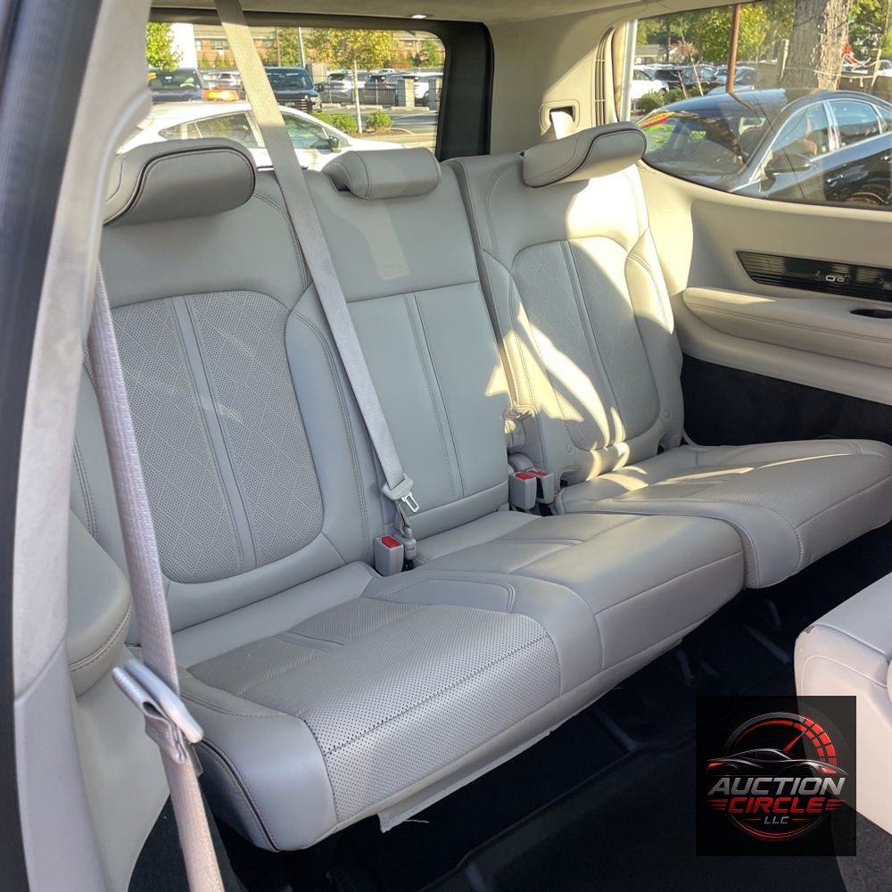 2022 Jeep Grand Wagoneer Series II