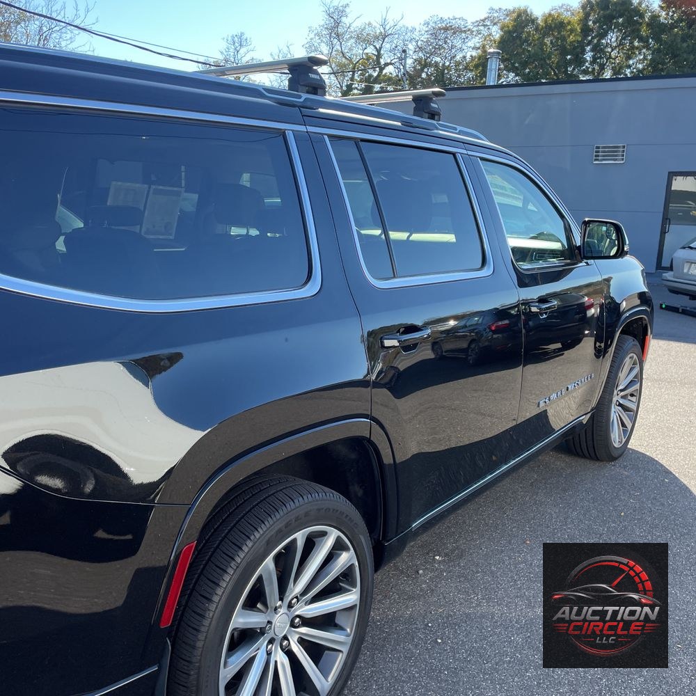 2022 Jeep Grand Wagoneer Series II
