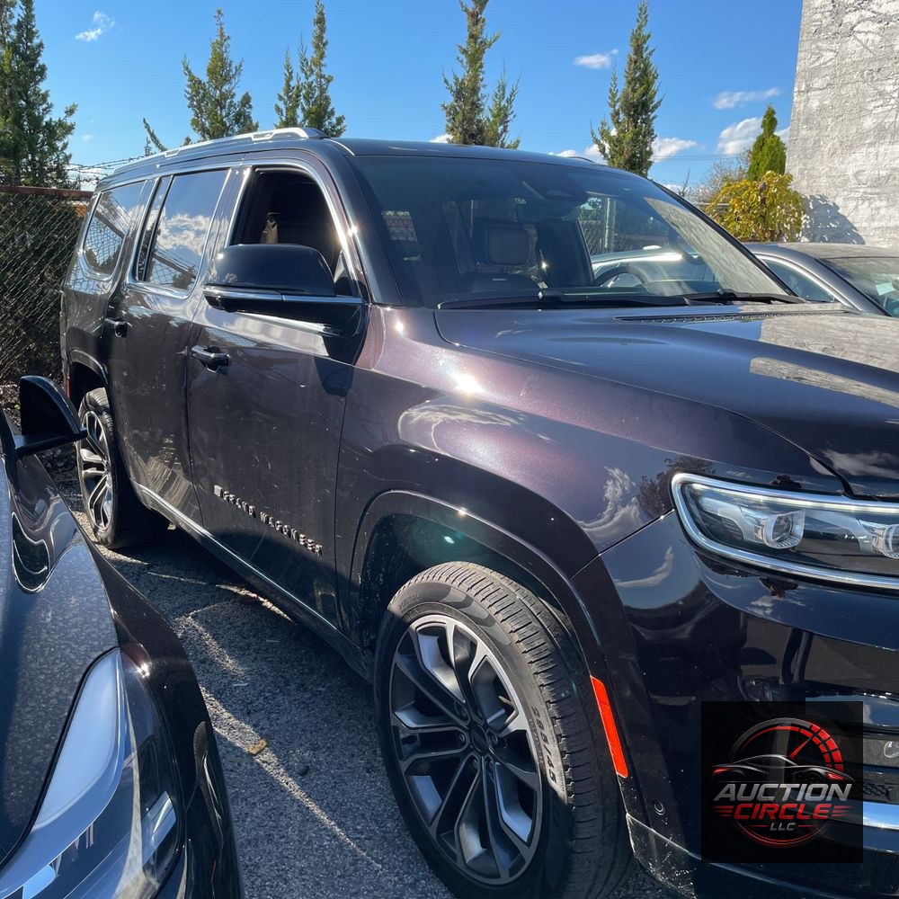 2023 Jeep Grand Wagoneer Series III