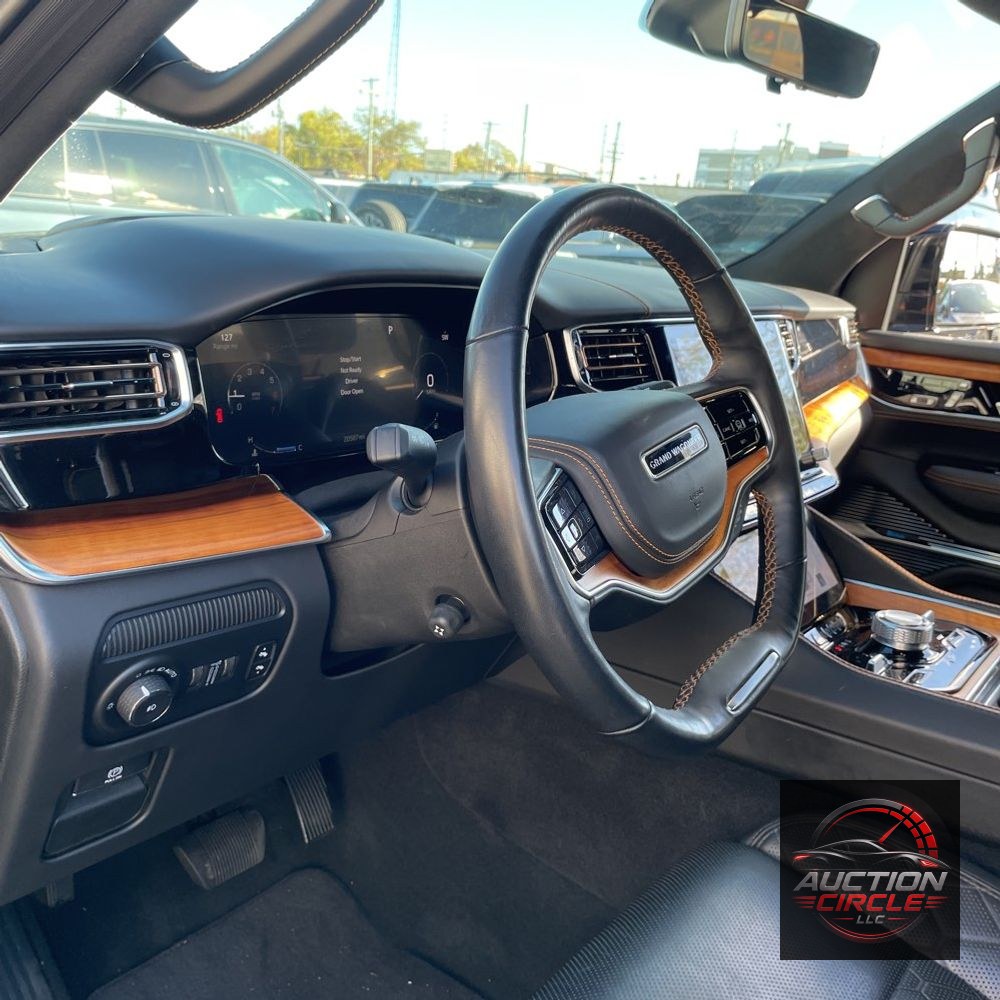 2023 Jeep Grand Wagoneer Series III