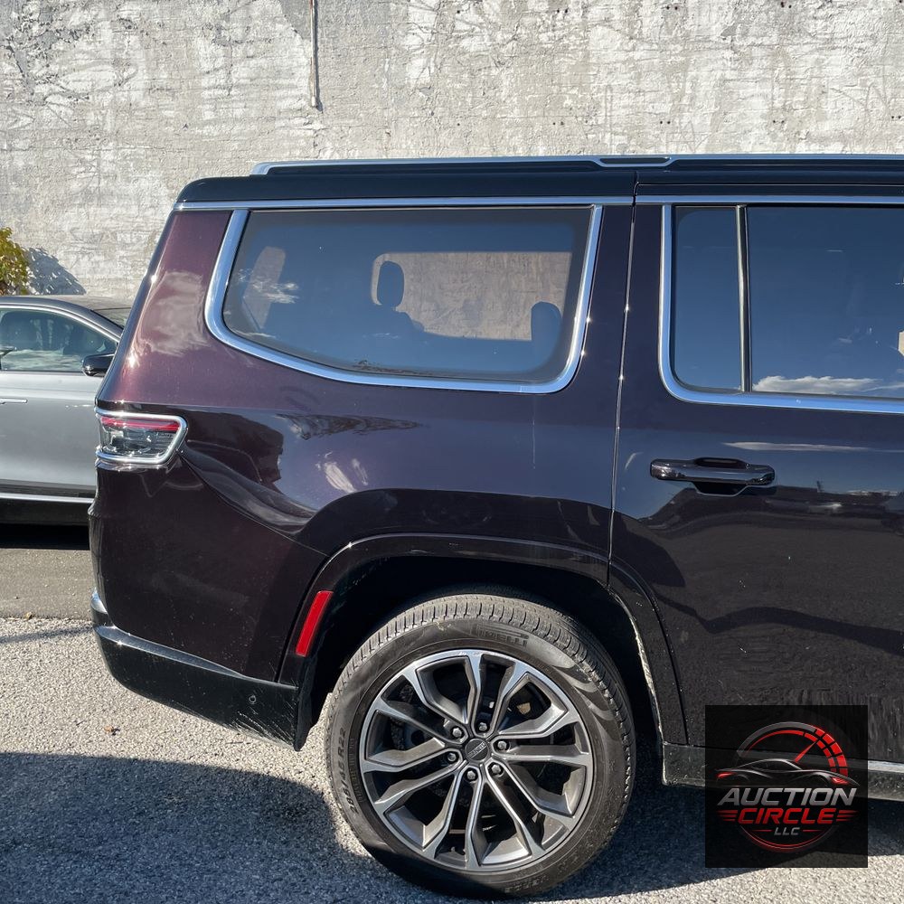 2023 Jeep Grand Wagoneer Series III