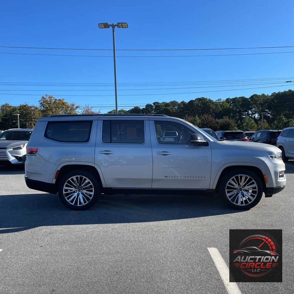 2023 Jeep Grand Wagoneer Series III