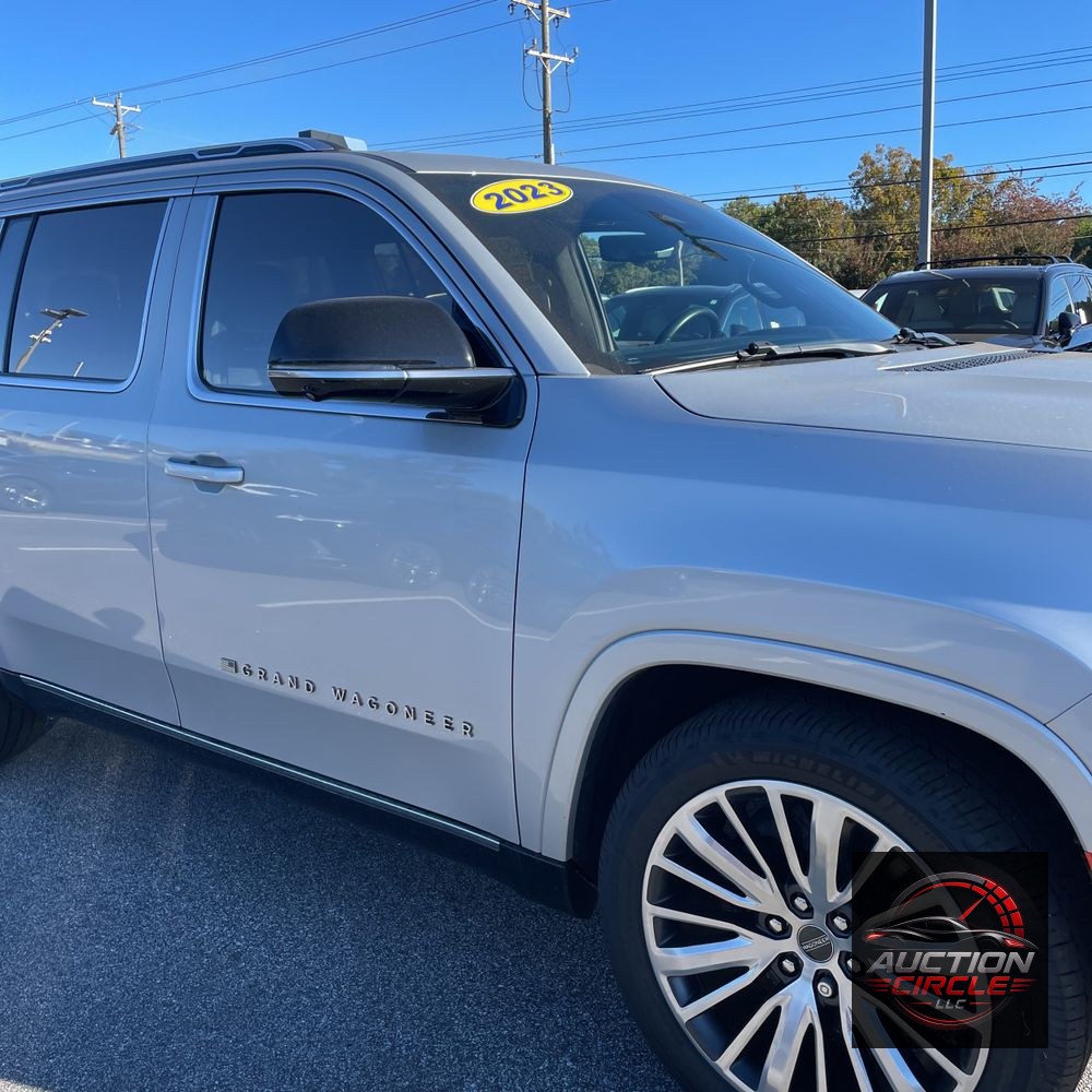 2023 Jeep Grand Wagoneer Series III