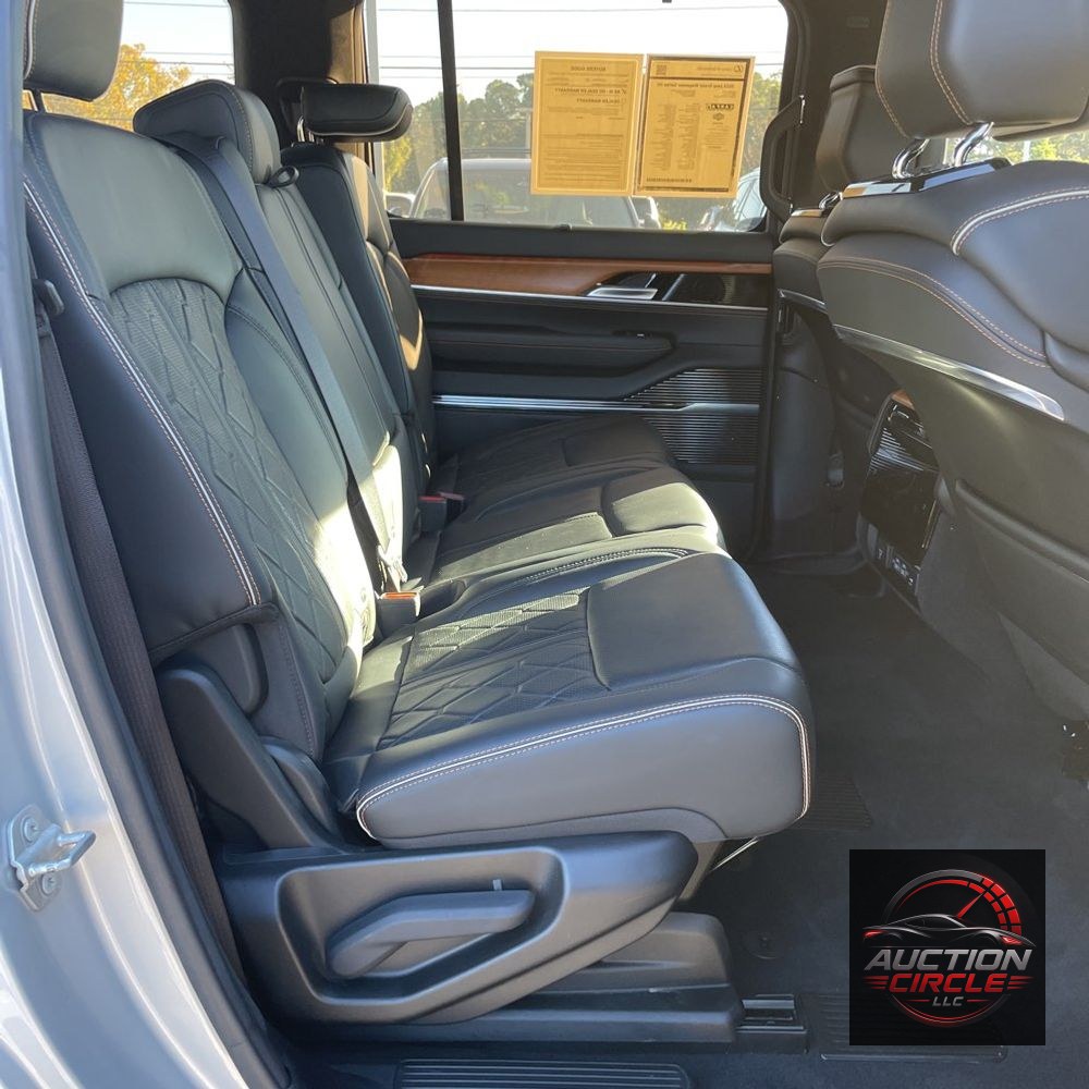2023 Jeep Grand Wagoneer Series III