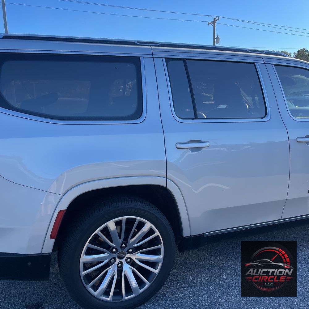 2023 Jeep Grand Wagoneer Series III
