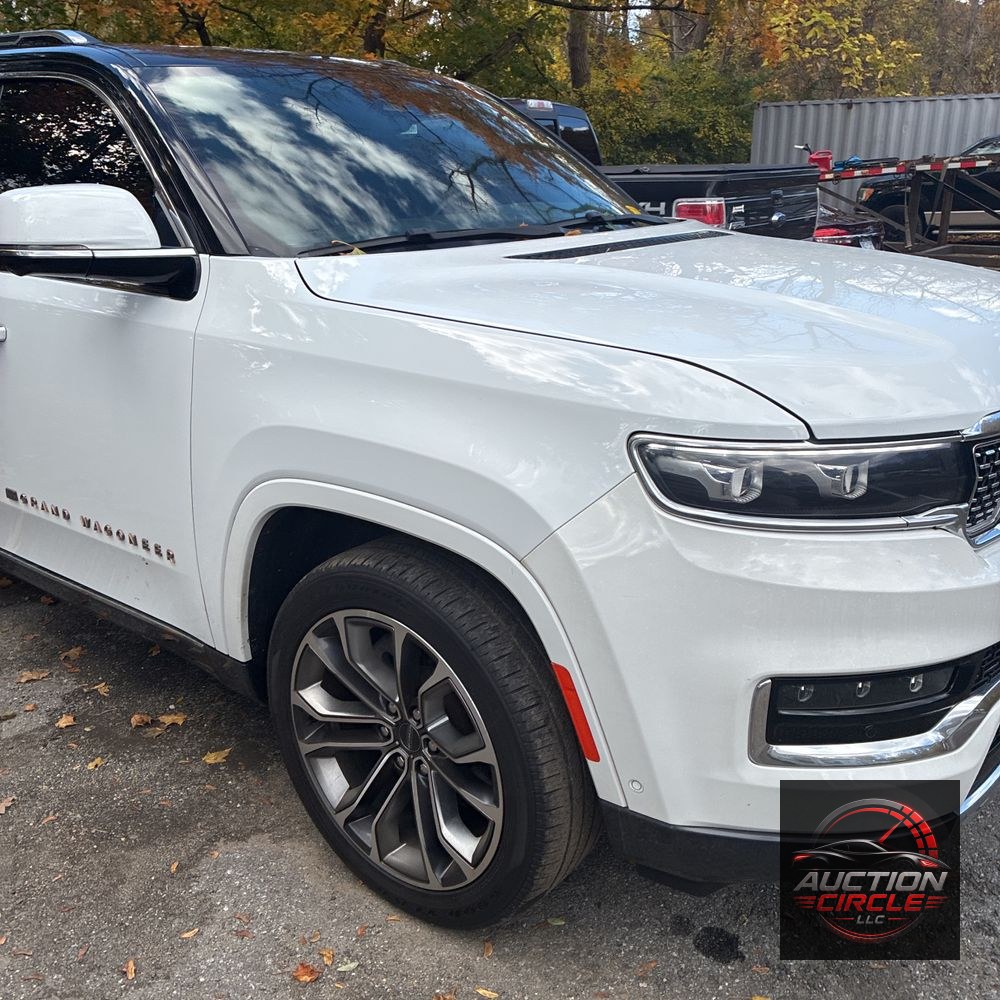 2022 Jeep Grand Wagoneer Series III