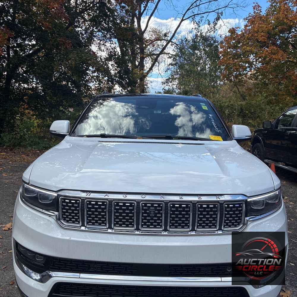 2022 Jeep Grand Wagoneer Series III