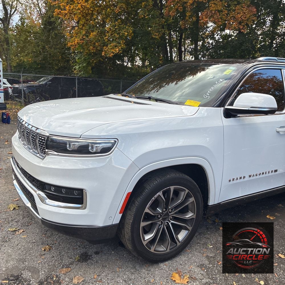 2022 Jeep Grand Wagoneer Series III