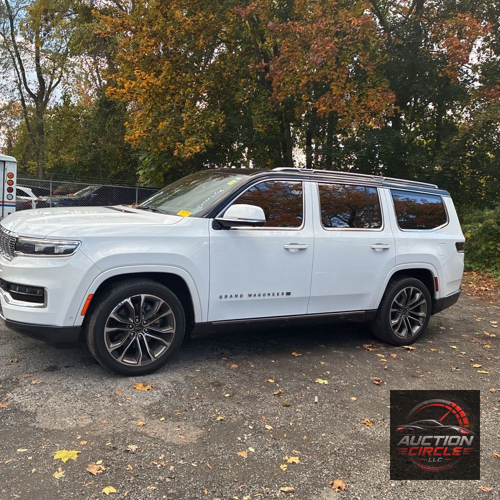 2022 Jeep Grand Wagoneer Series III