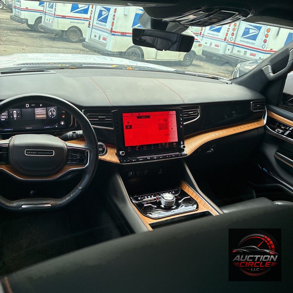 2022 Jeep Grand Wagoneer Series III