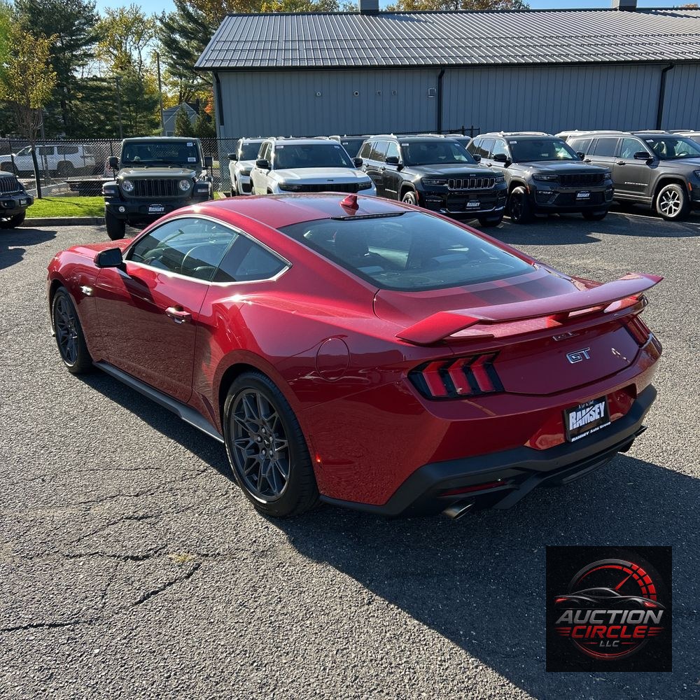 2024 Ford Mustang GT Premium