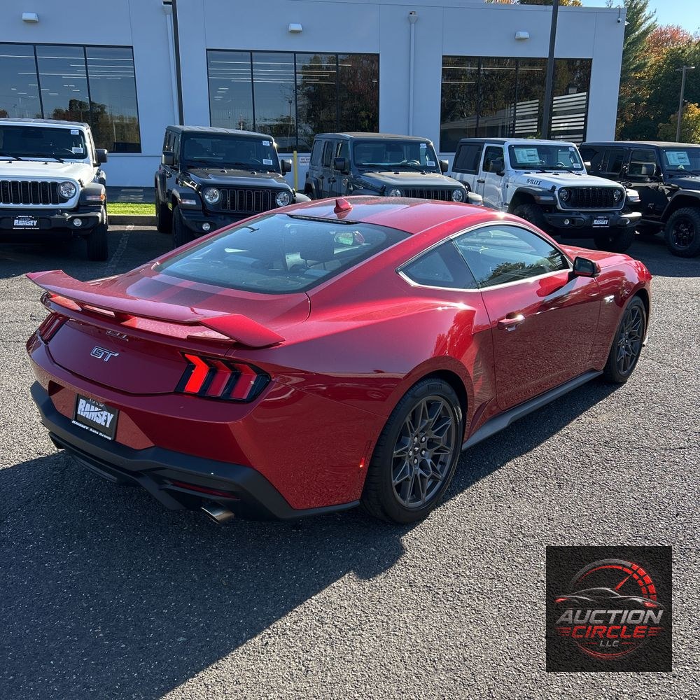 2024 Ford Mustang GT Premium