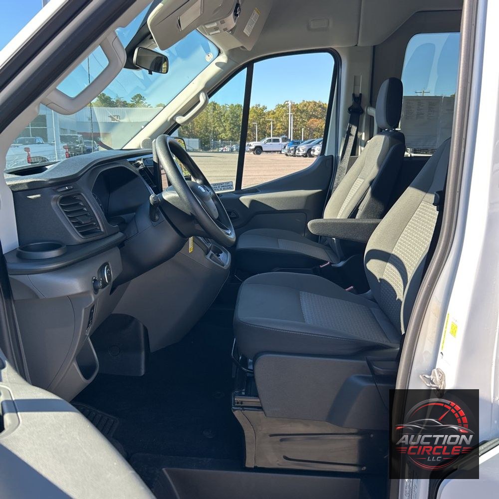2024 Ford Transit 350 XLT
