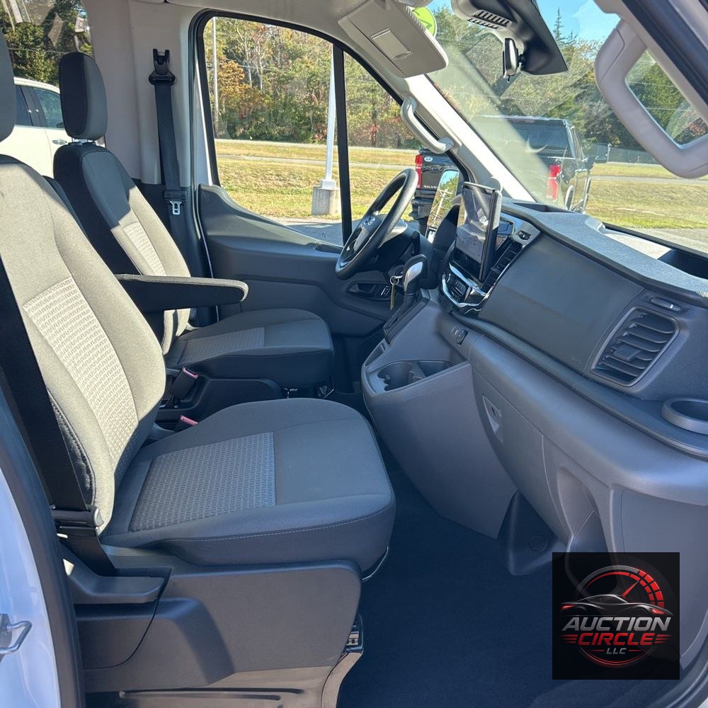 2024 Ford Transit 350 XLT