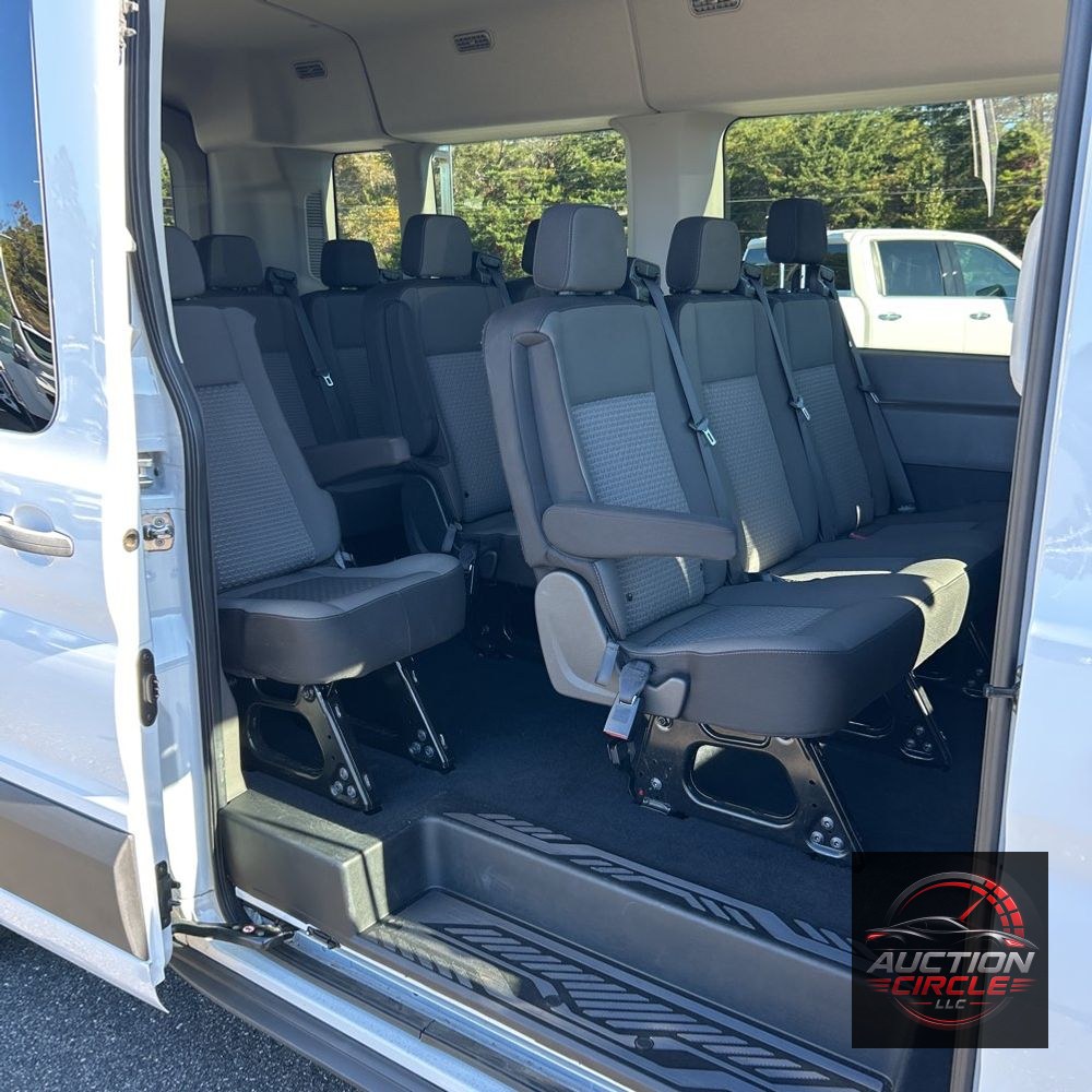2024 Ford Transit 350 XLT