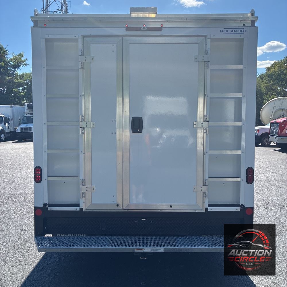 2025 Ford Commercial Vans E450