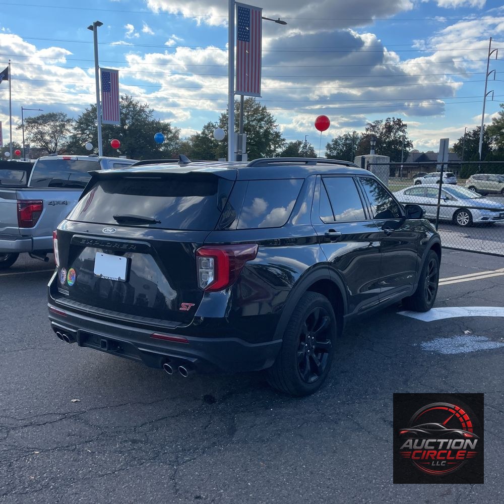 2023 Ford Explorer ST