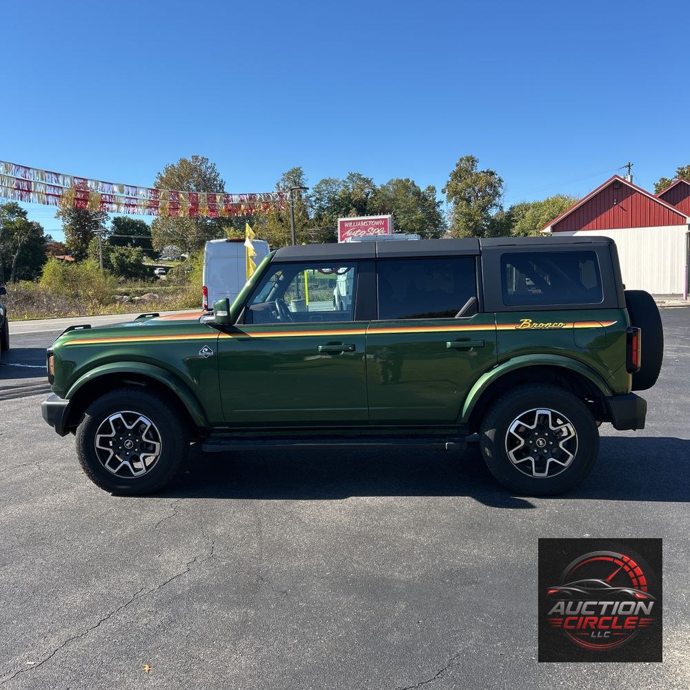 2024 Ford Bronco Outer Banks