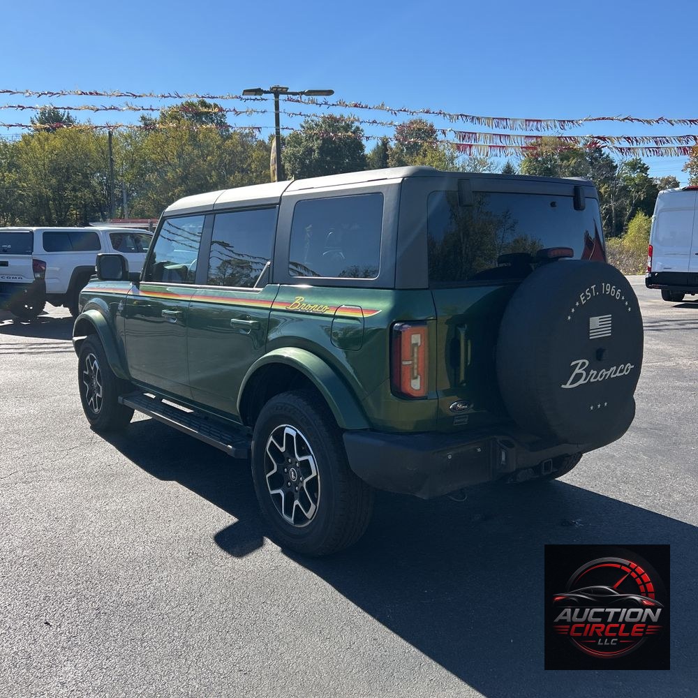 2024 Ford Bronco Outer Banks