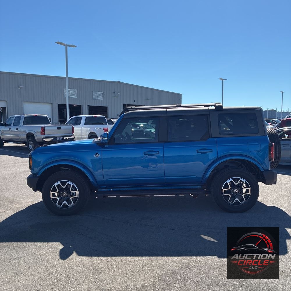 2024 Ford Bronco Outer Banks
