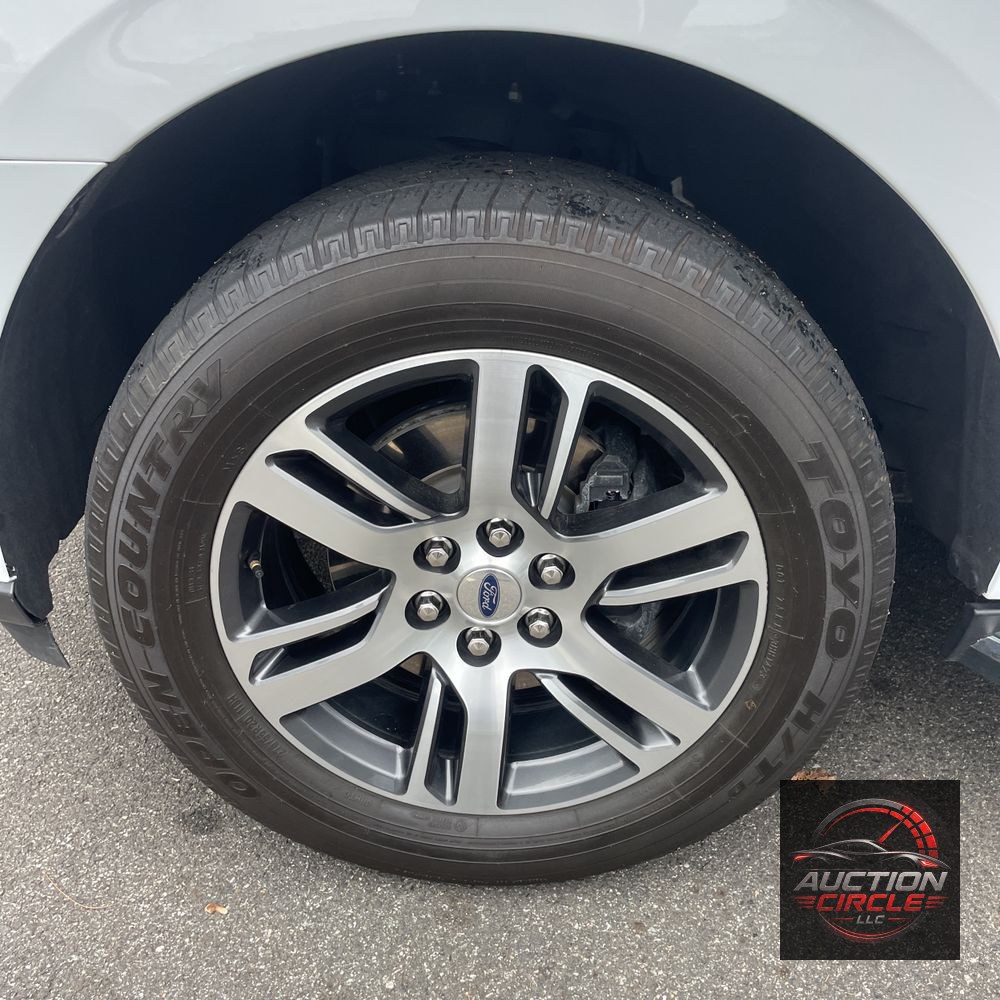 2023 Ford Expedition XLT