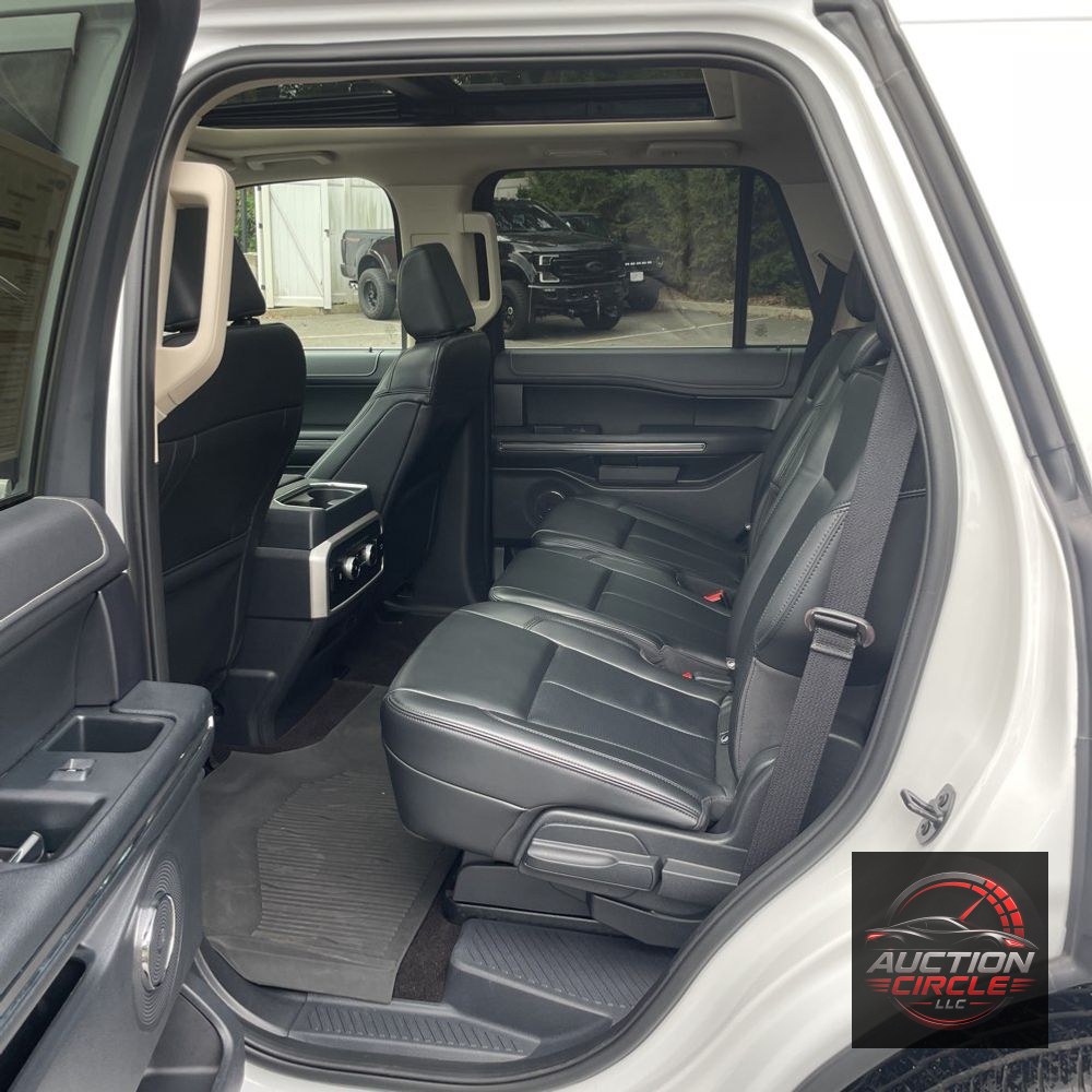 2023 Ford Expedition XLT