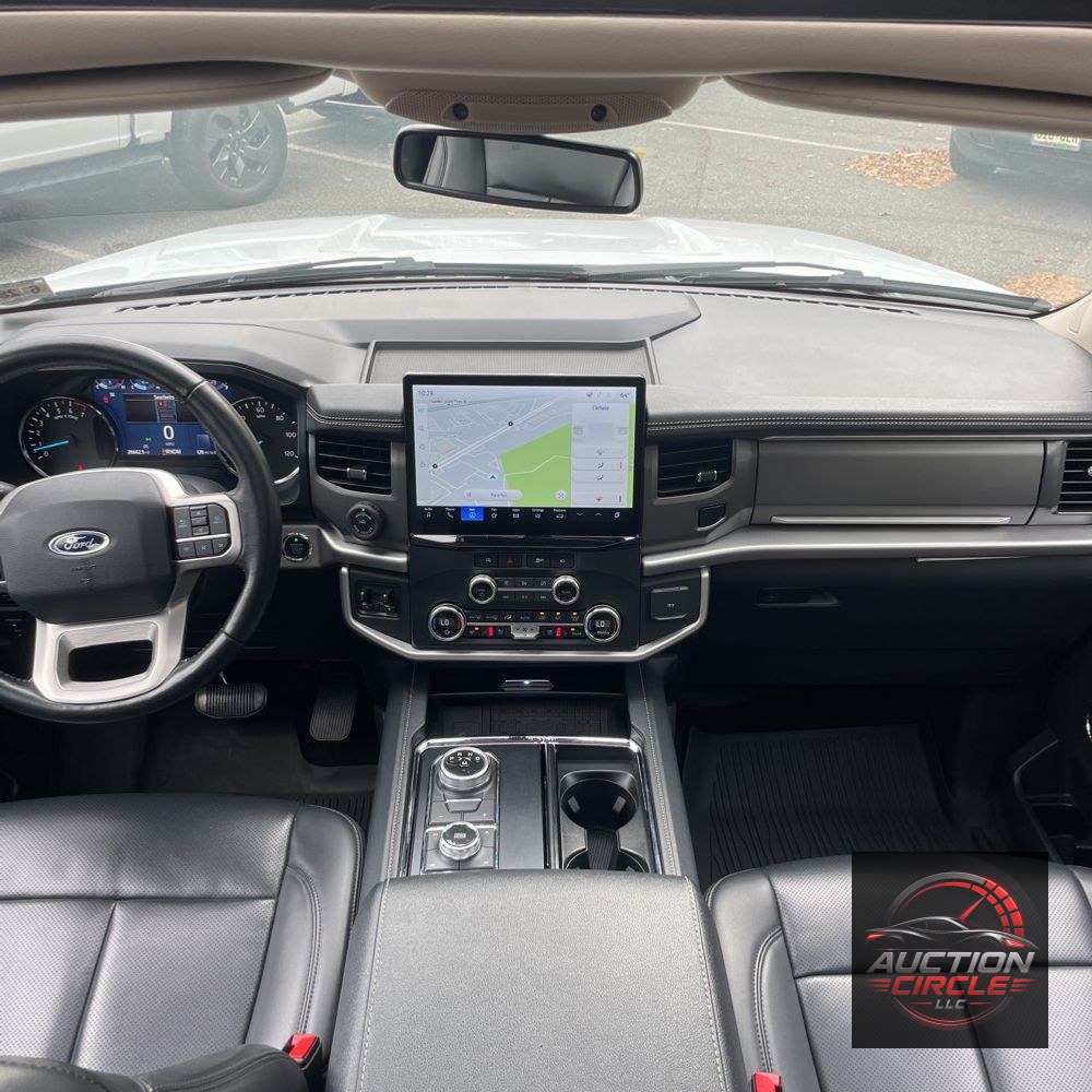 2023 Ford Expedition XLT
