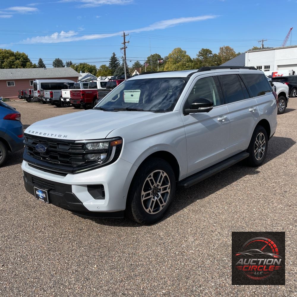 2025 Ford Expedition Active