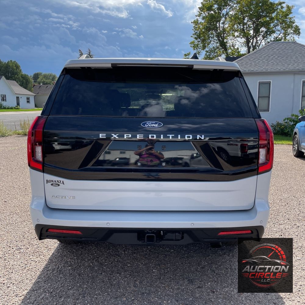 2025 Ford Expedition Active