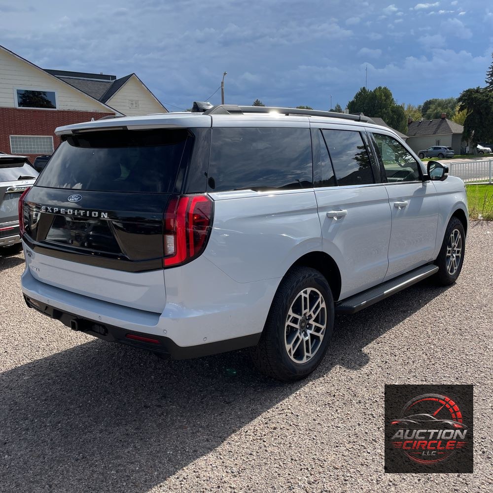 2025 Ford Expedition Active
