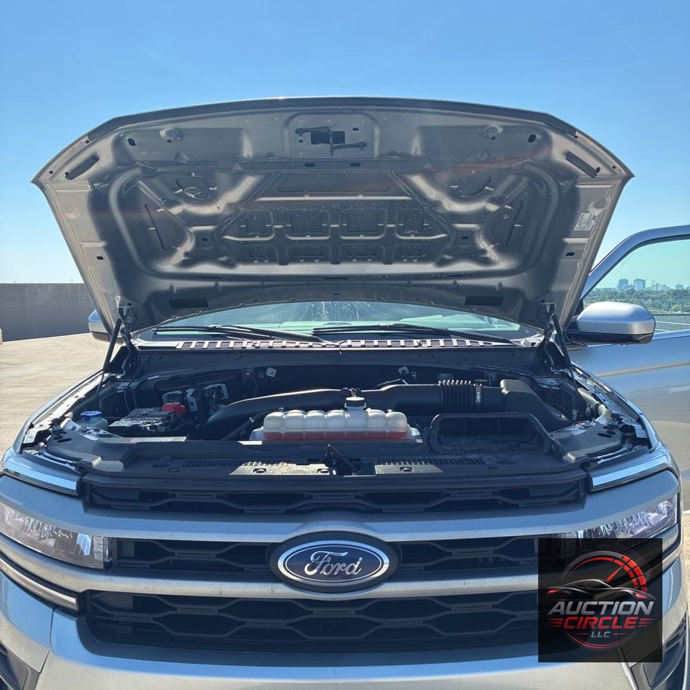 2024 Ford Expedition XLT