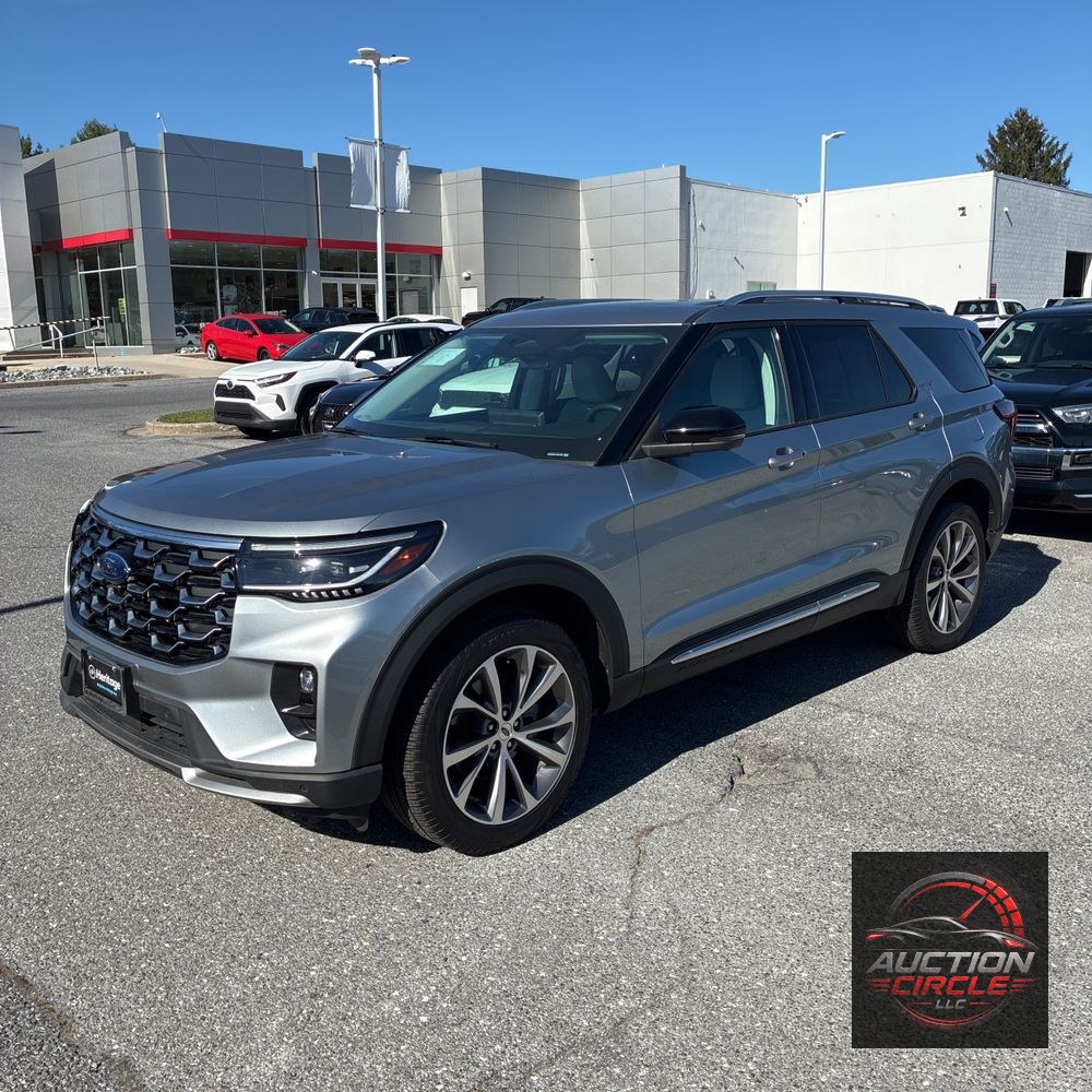 2025 Ford Explorer Platinum